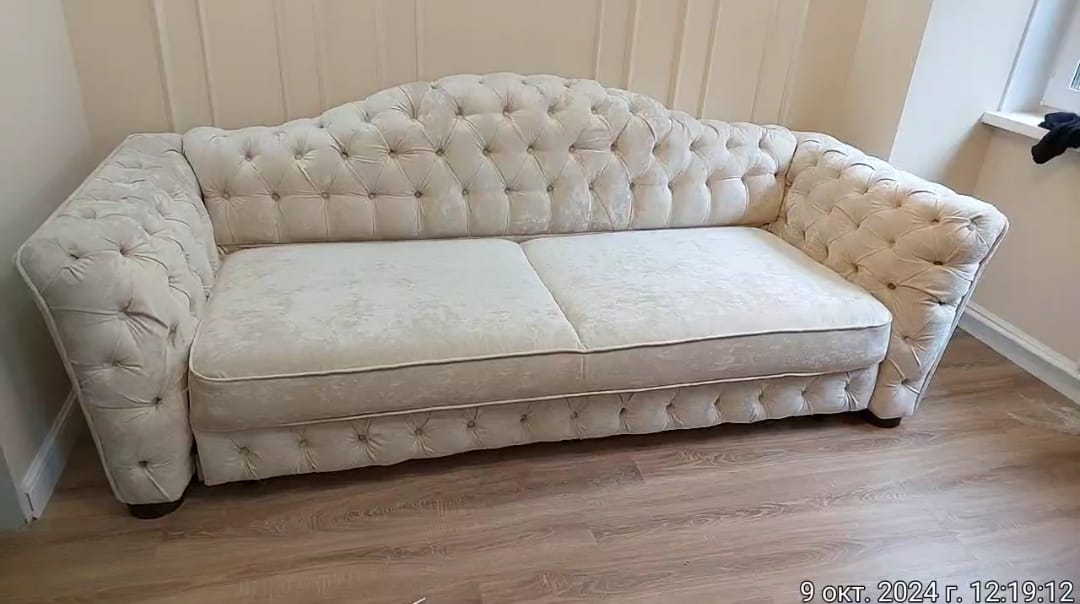 Замена обивки дивана на дому. Красносельская